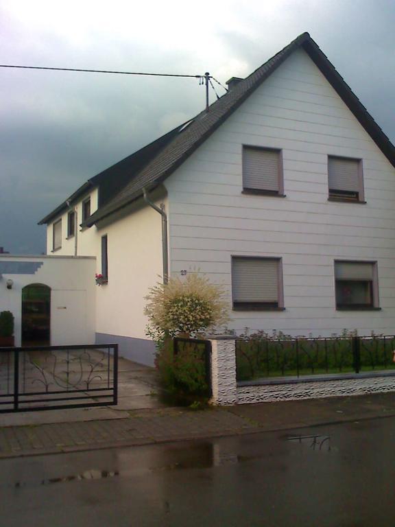 Appartement Fewo Mueller à Sarrelouis Extérieur photo